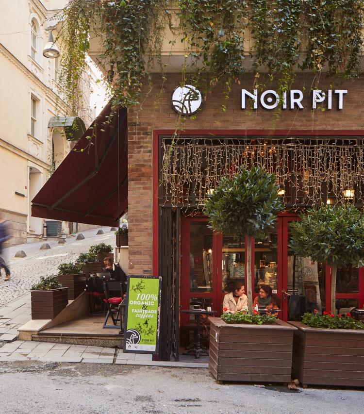 Noir Pit Coffee, ilk kez franchising sistemiyle şubeler açacak. Bir şubenin ortalama yatırım tutarı 100 bin dolar.